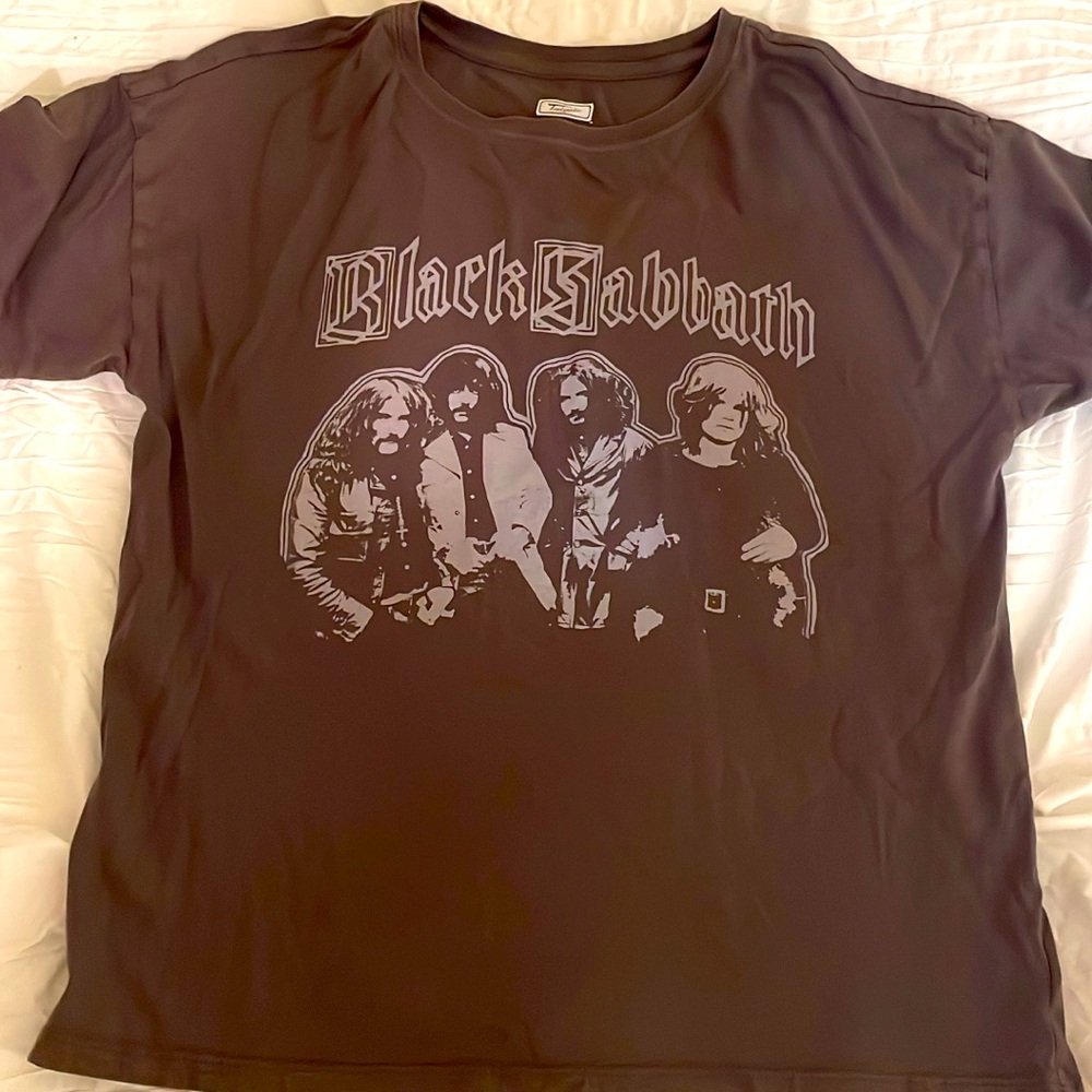American eagle Black Sabbath tee